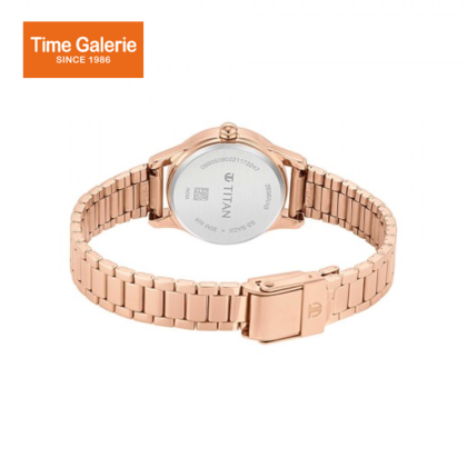 Titan Lagan 2656WM01 Silver Dial Metal Strap Quartz Women's Watch Titan Lagan 2656WM01 Silver Dial Metal Strap Quartz Women's Watch