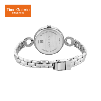 Titan Karishma 2702SM01 Silver Dial Stainless Steel Analog Watch for Women Titan Karishma 2702SM01 Silver Dial Stainless Steel Analog Watch for Women