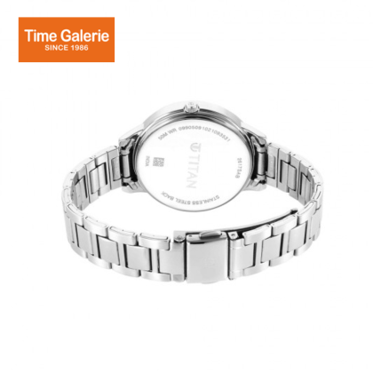 Titan Urban 2617SM07 Silver White Dial Metal Strap Quartz Women's Watch Titan Urban 2617SM07 Silver White Dial Metal Strap Quartz Women's Watch