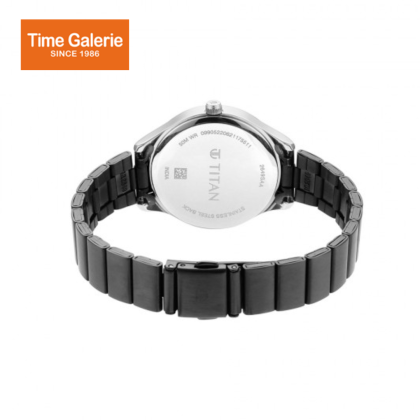 Titan Workwear 2649KM01 Silver Dial Stainless Steel Strap Quartz Women's Watch Titan Workwear 2649KM01 Silver Dial Stainless Steel Strap Quartz Women's Watch