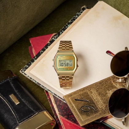 Casio Vintage A158WEGV-9A Gold Stainless Steel Band Digital Unisex Watch Casio Vintage A158WEGV-9A Gold Stainless Steel Band Digital Unisex Watch