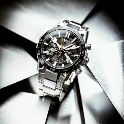 Casio Edifice Sospensione EQB-2000DB-1A Smartphone Link Men Watch Casio Edifice Sospensione EQB-2000DB-1A Smartphone Link Men Watch