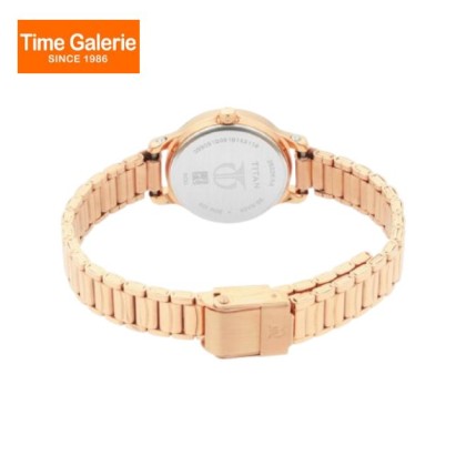 Titan Workwear 2602WM01 Date Silver Dial Stainless Steel Strap Quartz Women Watch Titan Workwear 2602WM01 Date Silver Dial Stainless Steel Strap Quartz Women Watch