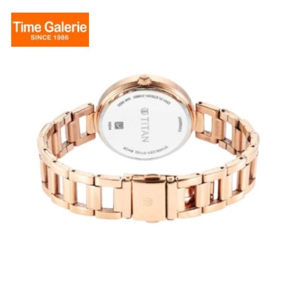 Titan Workwear 2480WM06 Beige Dial Stainless Steel Strap Quartz Women Watch Titan Workwear 2480WM06 Beige Dial Stainless Steel Strap Quartz Women Watch