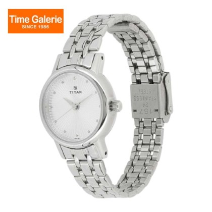 Titan Karishma 2593SM01 Silver Dial Stainless Steel Strap Quartz Women Watch Titan Karishma 2593SM01 Silver Dial Stainless Steel Strap Quartz Women Watch