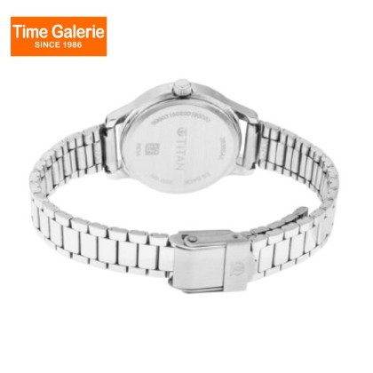 Titan Quartz 2638SM01 Blue Dial Stainless Steel Strap Women's Watch Titan Quartz 2638SM01 Blue Dial Stainless Steel Strap Women's Watch