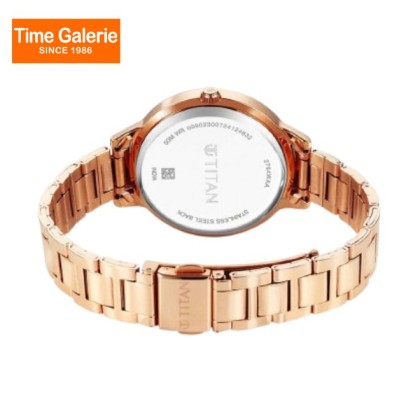 Titan Razzle Dazzle 2764WM01 Pink Dial Stainless Steel Strap Quartz Women's Watch Titan Razzle Dazzle 2764WM01 Pink Dial Stainless Steel Strap Quartz Women's Watch