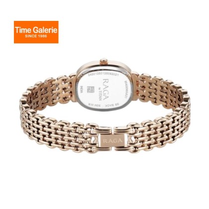 Titan Raga 95430WM01 Analog Silver Dial Rose Gold Metal Strap Women Watch Titan Raga 95430WM01 Analog Silver Dial Rose Gold Metal Strap Women Watch