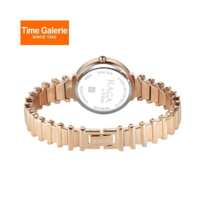 Titan Raga 95431WM01 Analog Pink Dial Rose Gold Metal Strap Women Watch Titan Raga 95431WM01 Analog Pink Dial Rose Gold Metal Strap Women Watch