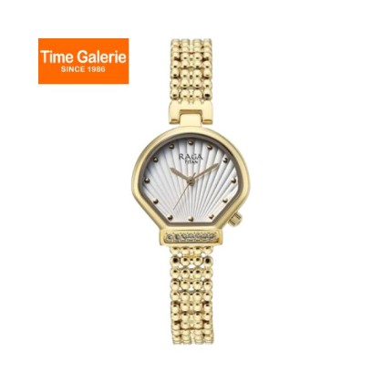 Titan Raga 95432YM01 Analog White Dial Golden Metal Strap Women Watch Titan Raga 95432YM01 Analog White Dial Golden Metal Strap Women Watch