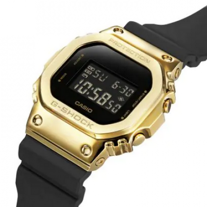 Casio G-Shock Black x Gold Series GM-5600G-9 Black Resin Band Men Sports Watch Casio G-Shock Black x Gold Series GM-5600G-9 Black Resin Band Men Sports Watch