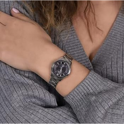Seiko SUR425P1 Classic Quartz with Blue Dial Analog Women Watch
